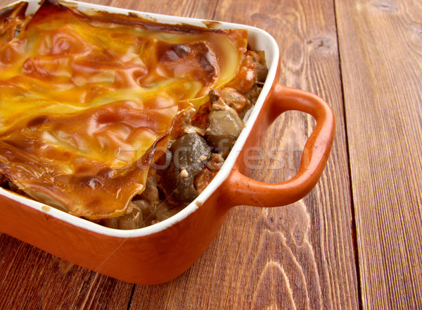 Lasagna ciuperci carne de vită in sus placă prânz Imagine de stoc © fanfo