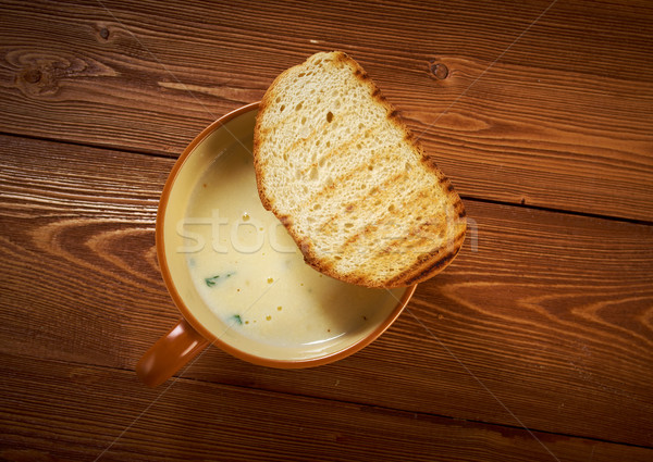 Zuppa d'aglio in crosta Stock photo © fanfo