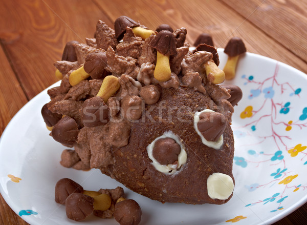 Pastel de chocolate erizo chocolate torta vela velas Foto stock © fanfo