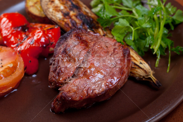 Stock fotó: Grillezett · marhahús · steak · fehér · tányér · étterem