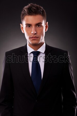Człowiek biznesu patrząc portret młodych działalności Zdjęcia stock © feedough