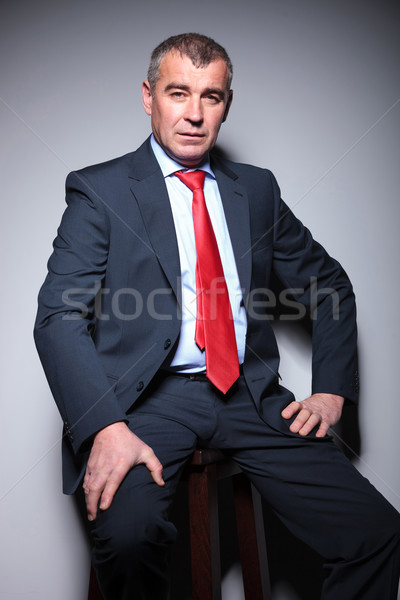 ビジネスマン 座って スツール 画像 見える ストックフォト © feedough