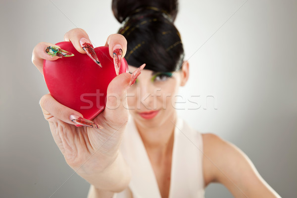 Stockfoto: Vrouw · hart · een · hand · jong · meisje