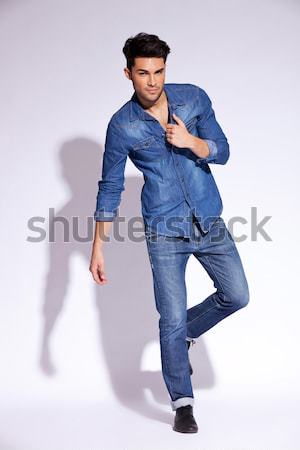 Stock foto: Junger · Mann · Luft · Porträt · springen · schauen