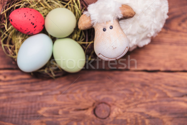 Juguete ovejas huevos de Pascua cesta espacio de la copia cute Foto stock © feedough