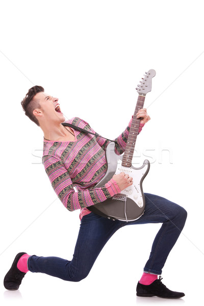 Zdjęcia stock: Krzyczeć · młodych · gitarzysta · gry · gitara · rock · star
