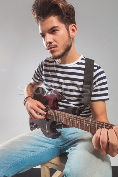 Guitariste studio jouer instrument jeunes Photo stock © feedough