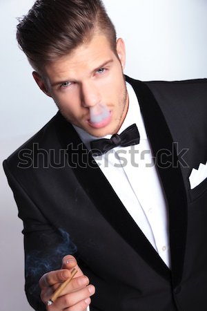 Człowiek biznesu dymu kaskada elegancki młodych moda Zdjęcia stock © feedough