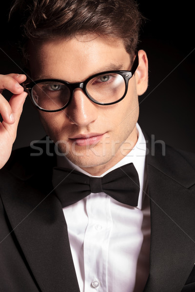 Genç yakışıklı adam gözlük resim Stok fotoğraf © feedough