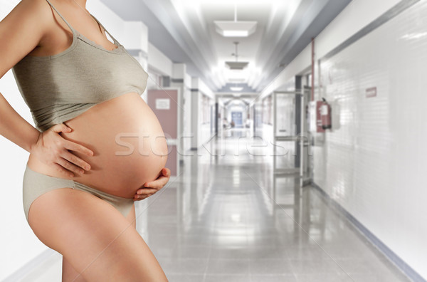 Grávida hospital branco corredor mulher moda Foto stock © Fernando_Cortes