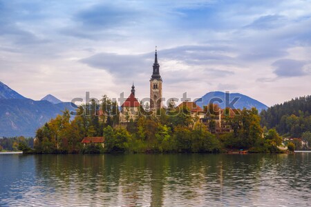 Tó Szlovénia Európa sziget kastély hegyek Stock fotó © Fesus