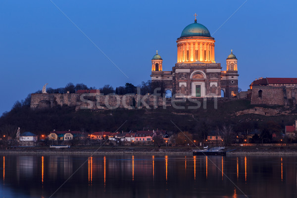 Basílica Hungria cidade norte direito banco Foto stock © Fesus