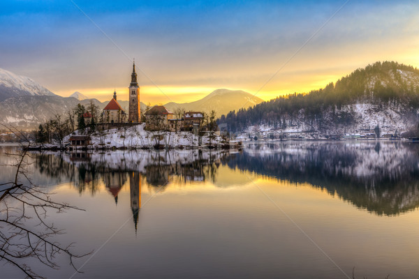 Lago invierno Eslovenia Europa asombroso amanecer Foto stock © Fesus