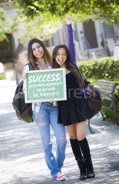 Foto d'archivio: Femminile · studenti · lavagna · successo