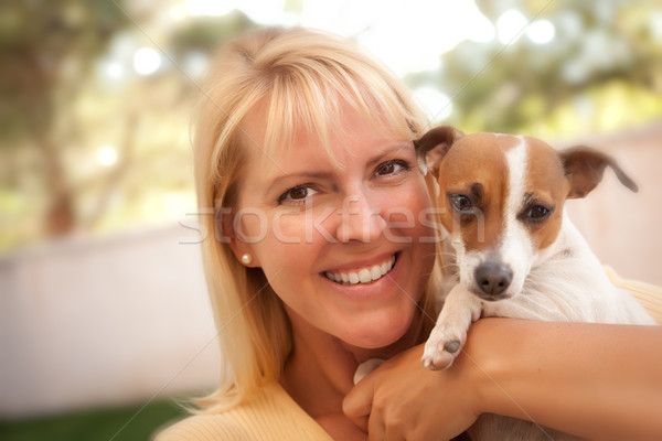 Mujer atractiva jack russell terrier perro aire libre atención selectiva retrato Foto stock © feverpitch