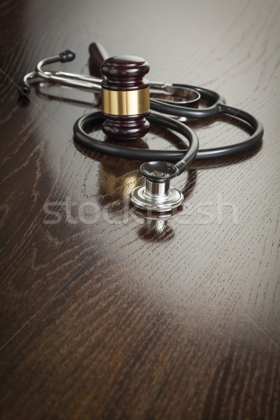 Hammer Stethoskop Tabelle Holztisch medizinischen Stock foto © feverpitch
