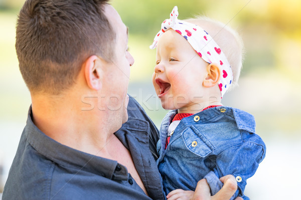 Stockfoto: Jonge · kaukasisch · vader · park · meisje