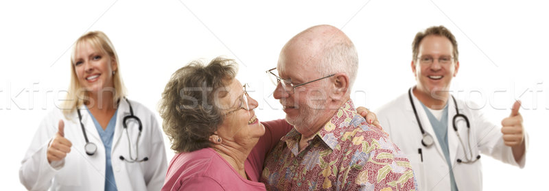 Foto stock: Pareja · de · ancianos · médicos · médicos · detrás