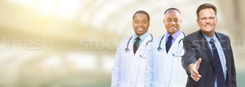 Сток-фото: кавказский · бизнесмен · афроамериканец · мужчины · врачи