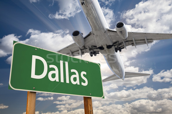Zdjęcia stock: Dallas · zielone · znak · drogowy · samolot · powyżej · dramatyczny