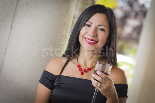 商業照片: 吸引力 · 西班牙裔美國人 · 外 · 享受 · 酒