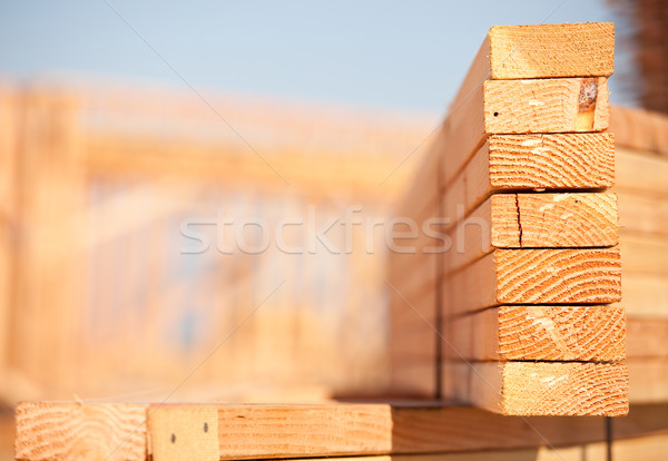 Gebouw timmerhout bouwplaats smal hout Stockfoto © feverpitch