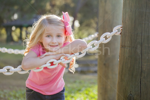 [[stock_photo]]: Cute · jeune · fille · portrait · parc · à · l'extérieur · été