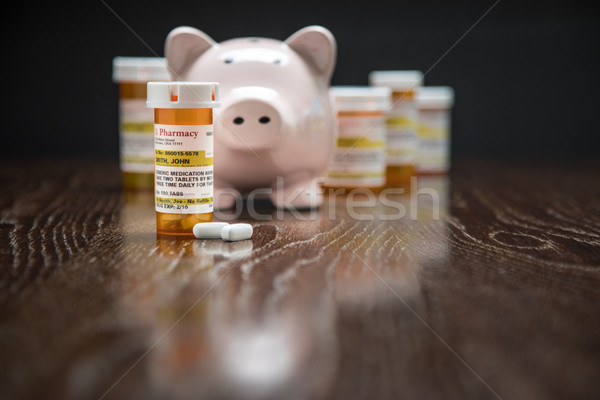 Stock fotó: Választék · vényköteles · gyógyszer · üvegek · tabletták · persely · tükröződő