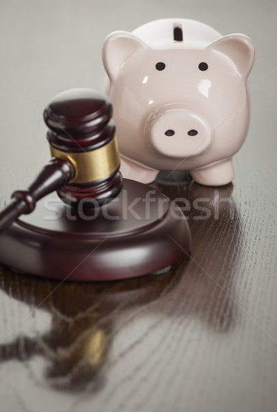 молоток Piggy Bank таблице деревянный стол деньги Сток-фото © feverpitch