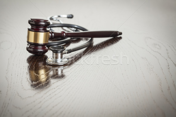 Hammer Stethoskop Tabelle Holztisch medizinischen Stock foto © feverpitch