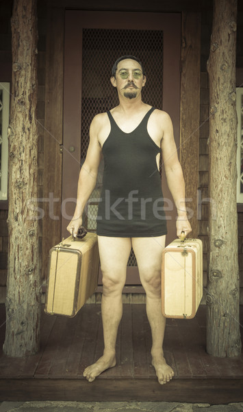 Stock foto: Gentleman · Ära · Badeanzug · halten · Koffer · Veranda
