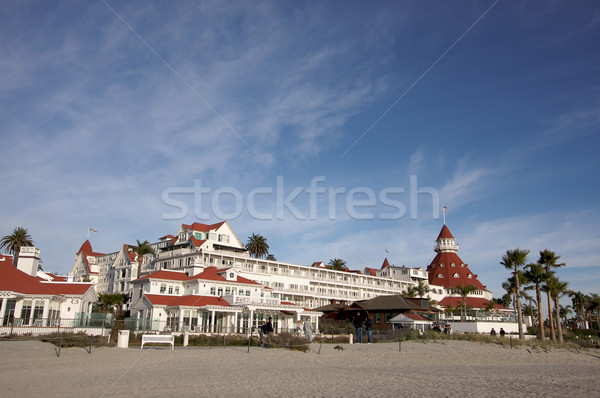 Belo hotel San Diego Califórnia árvore azul Foto stock © feverpitch