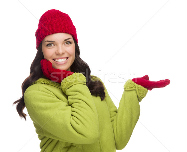 [[stock_photo]]: Métis · femme · chapeau · gants