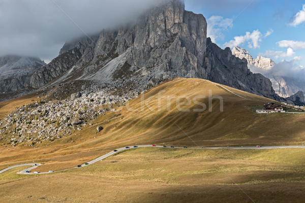 合格 道路 イタリア語 アルプス山脈 空 草 ストックフォト © fisfra