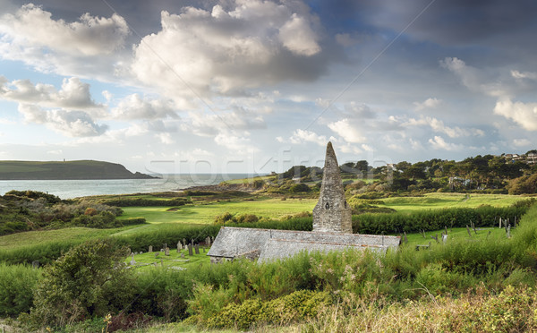 Kirche begraben Sand Strand Wolken Stock foto © flotsom