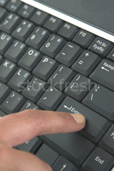 Mains tapant clavier affaires femme travaux [[stock_photo]] © Forgiss