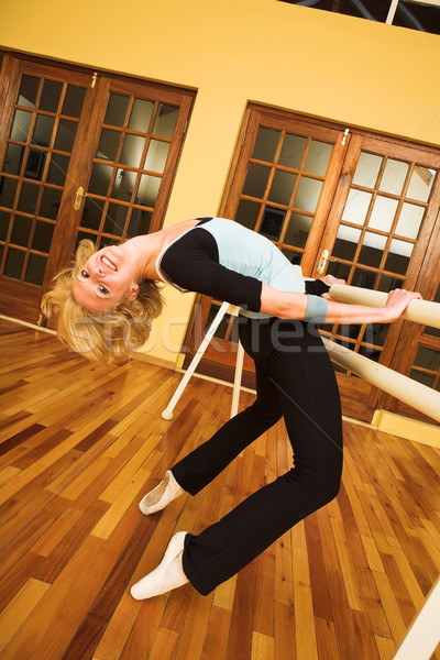 Táncos női gyakorol stúdió nő szexi Stock fotó © Forgiss