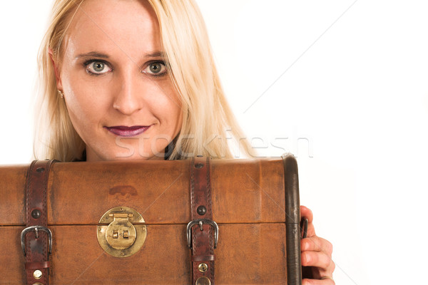 Zakenvrouw blond business vintage koffer glimlach Stockfoto © Forgiss