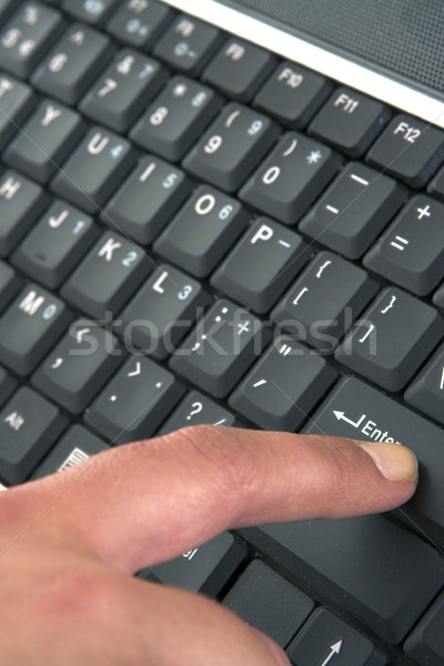 Ręce wpisując klawiatury działalności kobieta pracy Zdjęcia stock © Forgiss