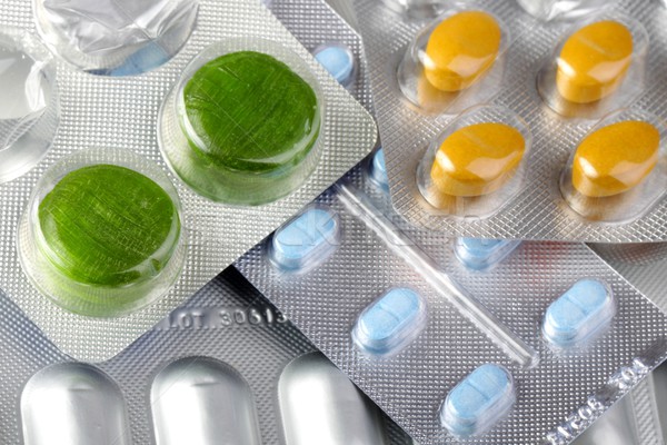 Foto stock: Pílulas · curar · tosse · hipertensão · diabetes · saúde