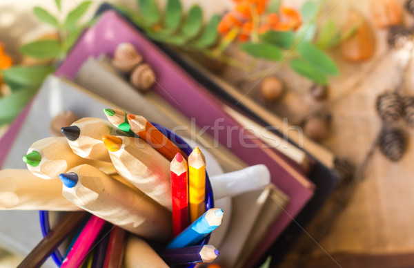 Zdjęcia stock: Ołówki · książek · powrót · szkoły · powrót · do · szkoły · kolorowy