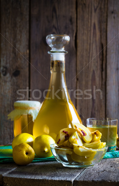 Сток-фото: алкоголя · айва · ликер · фрукты