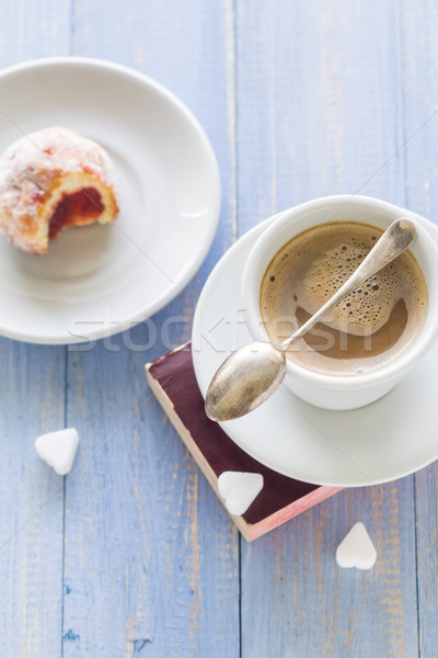 ストックフォト: コーヒーカップ · ミルク · 甘い · デザート · ドーナツ · 粉砂糖