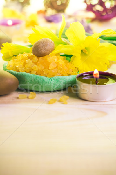 Stok fotoğraf: Spa · kokulu · mum · tuz · banyo · çiçek