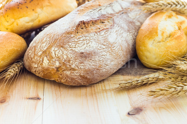 Frischen Brot knusprig Rollen Gruppe Frühstück Stock foto © fotoaloja