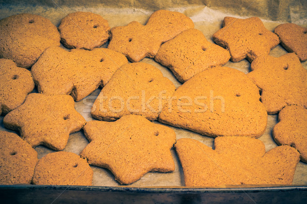 Karácsony jeges mézeskalács sült sütés lap Stock fotó © fotoaloja