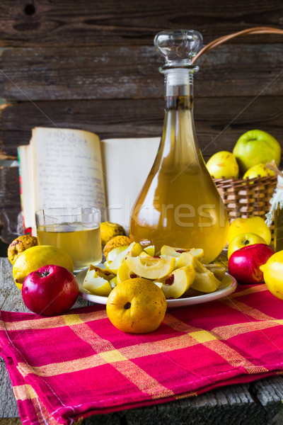Alcohol membrillo licor frutas Foto stock © fotoaloja