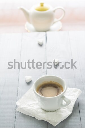 Tazza di caffè latte zollette di zucchero ristorante tavola energia Foto d'archivio © fotoaloja