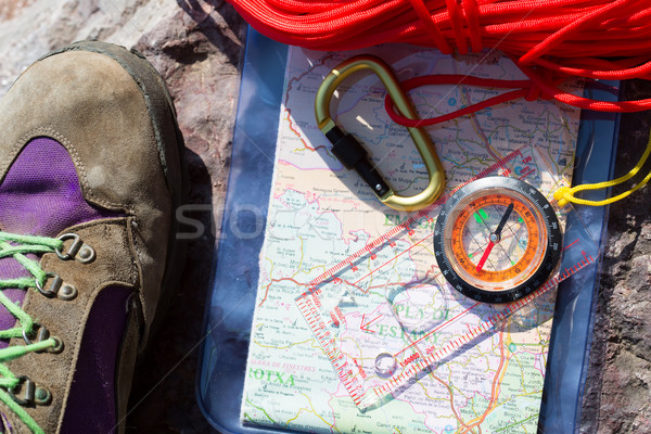 Dağ çıkmak harita pusula halatlar Stok fotoğraf © fotoedu