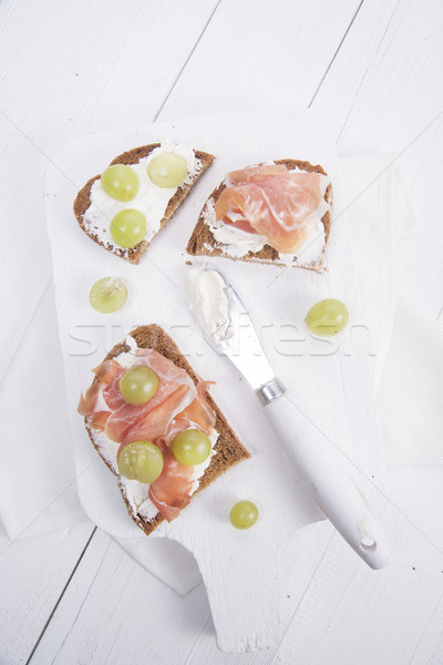Pan queso jamón uvas todo Foto stock © Fotografiche